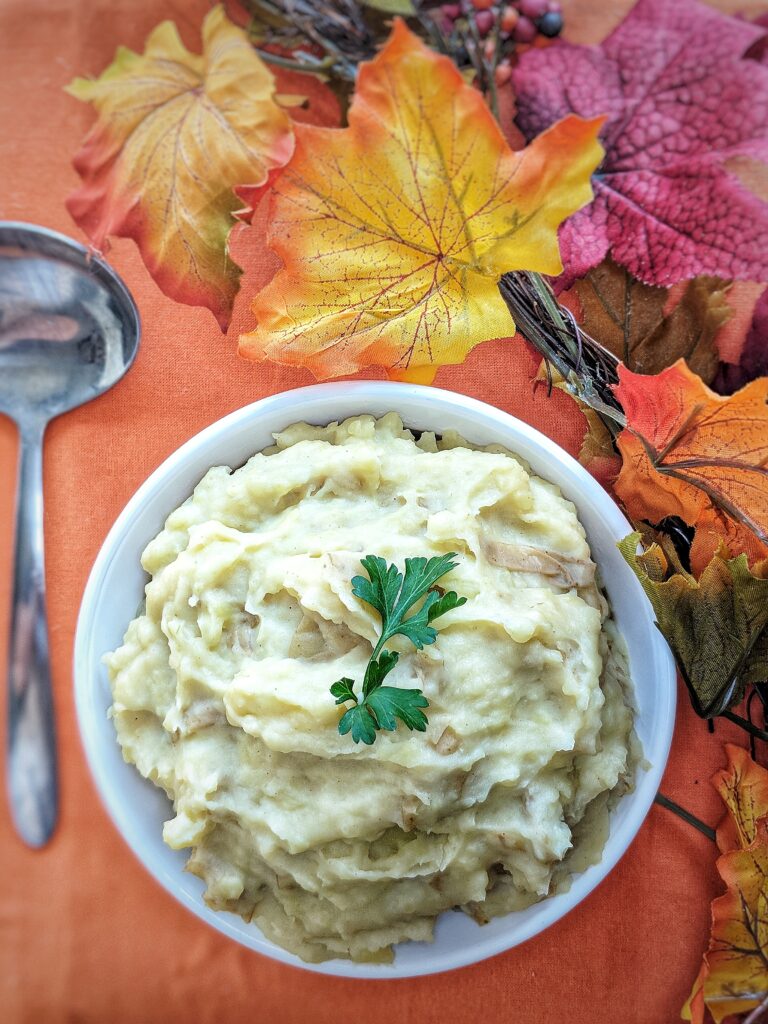 Quick & Easy Instant Pot Garlic Mashed Potatoes